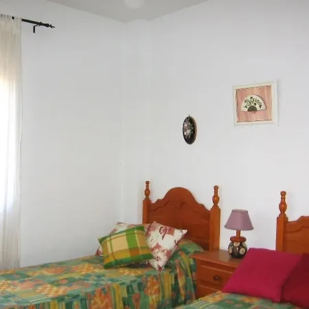 Family Friendly Patio And Poolview Apartman Torremolinos