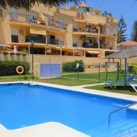 Apartman Family Friendly Patio And Poolview