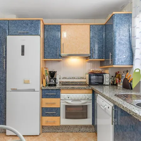 Family Friendly Patio And Poolview Appartement