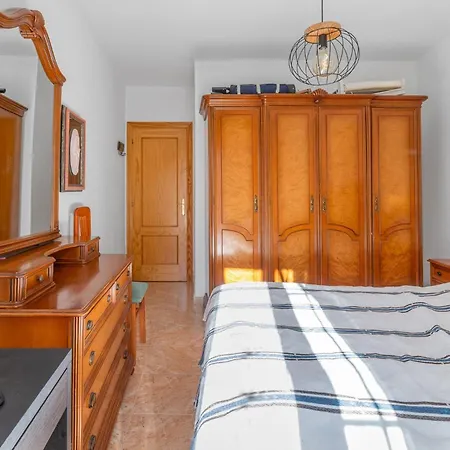Family Friendly Patio And Poolview Appartement