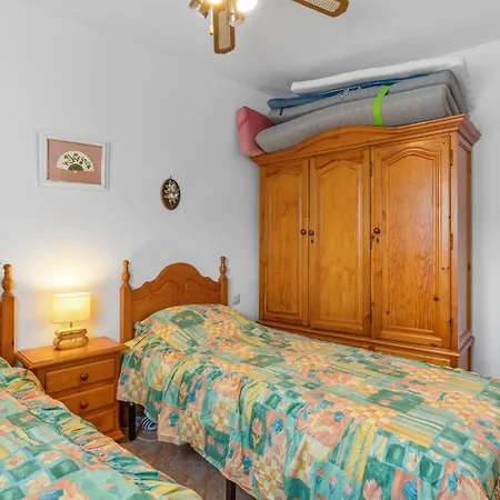 Family Friendly Patio And Poolview Torremolinos