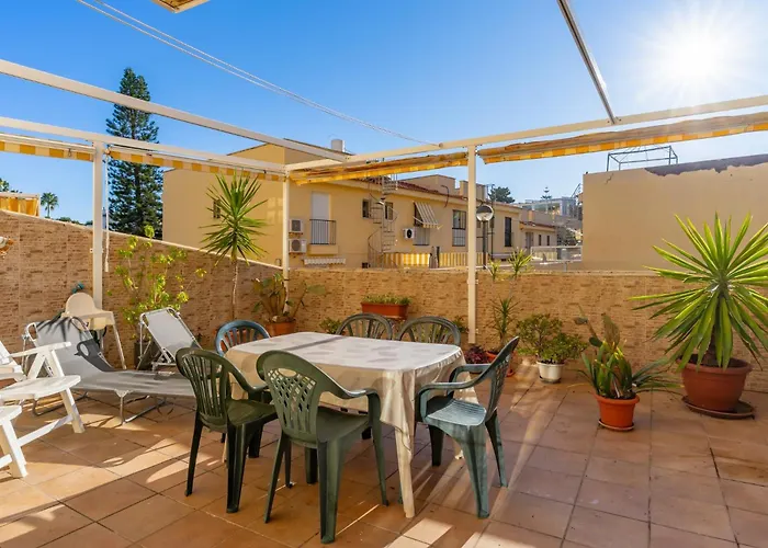 Apartment Family Friendly Patio And Poolview Torremolinos